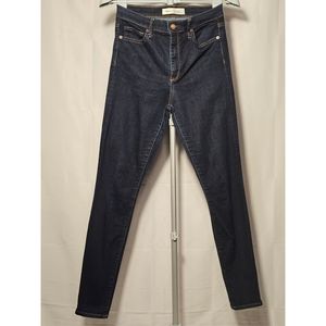 Gap Super High Rise True Skinny Jean